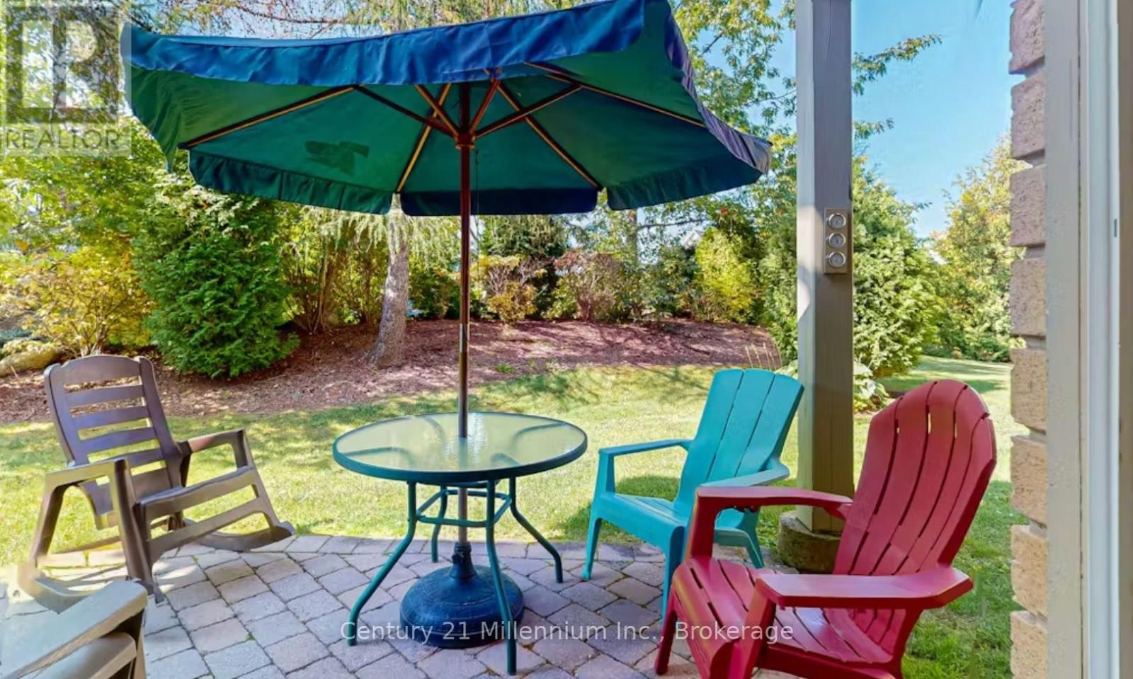 120 - 184 SNOWBRIDGE WAY Image 34