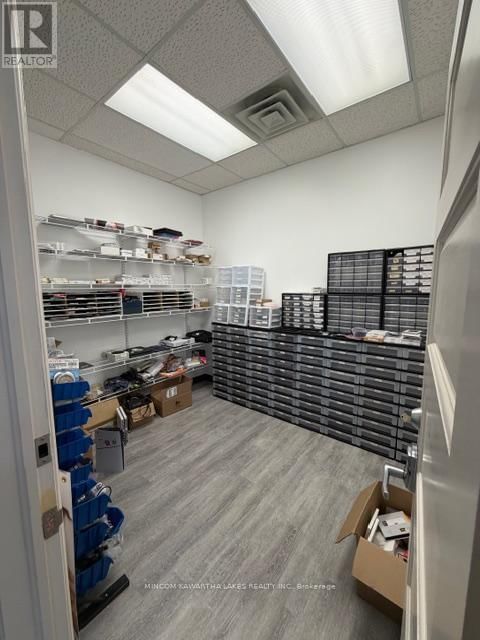 20 - 550 LANSDOWNE STREET WEST Image 11