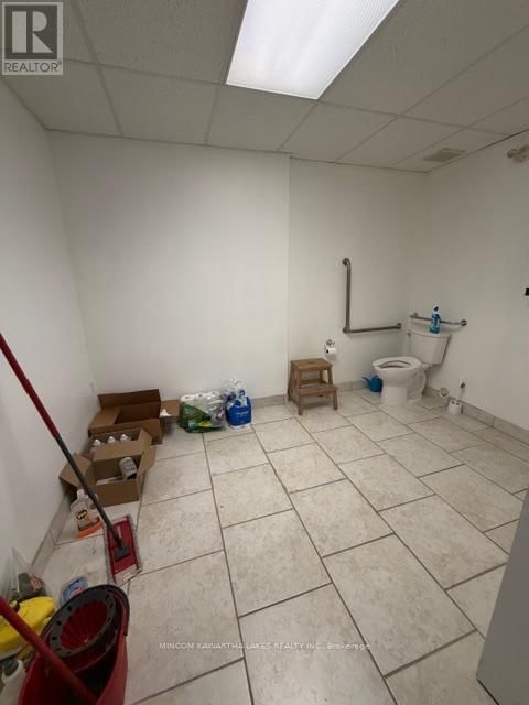 20 - 550 LANSDOWNE STREET WEST Image 13