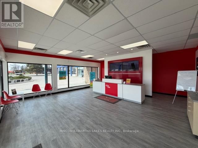 20 - 550 LANSDOWNE STREET WEST Image 5