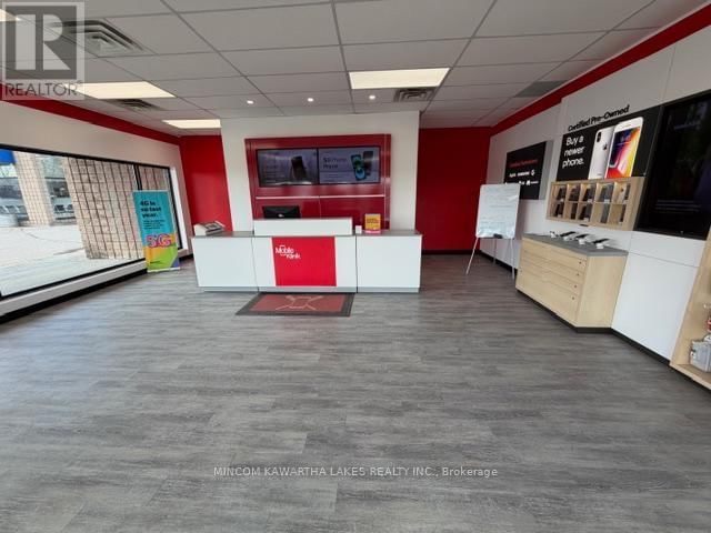 20 - 550 LANSDOWNE STREET WEST Image 6