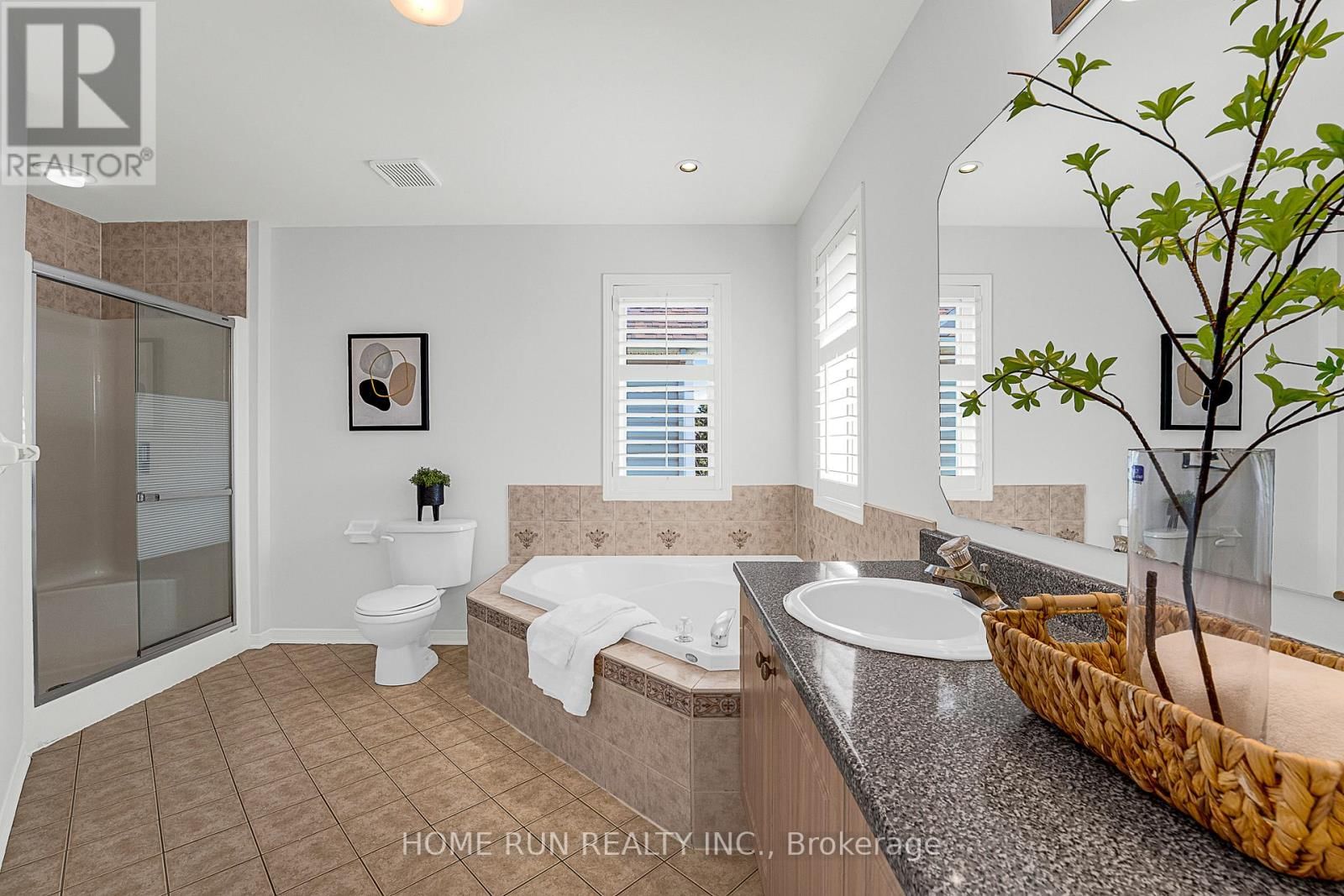 5 CHELTONIA WAY Image 30