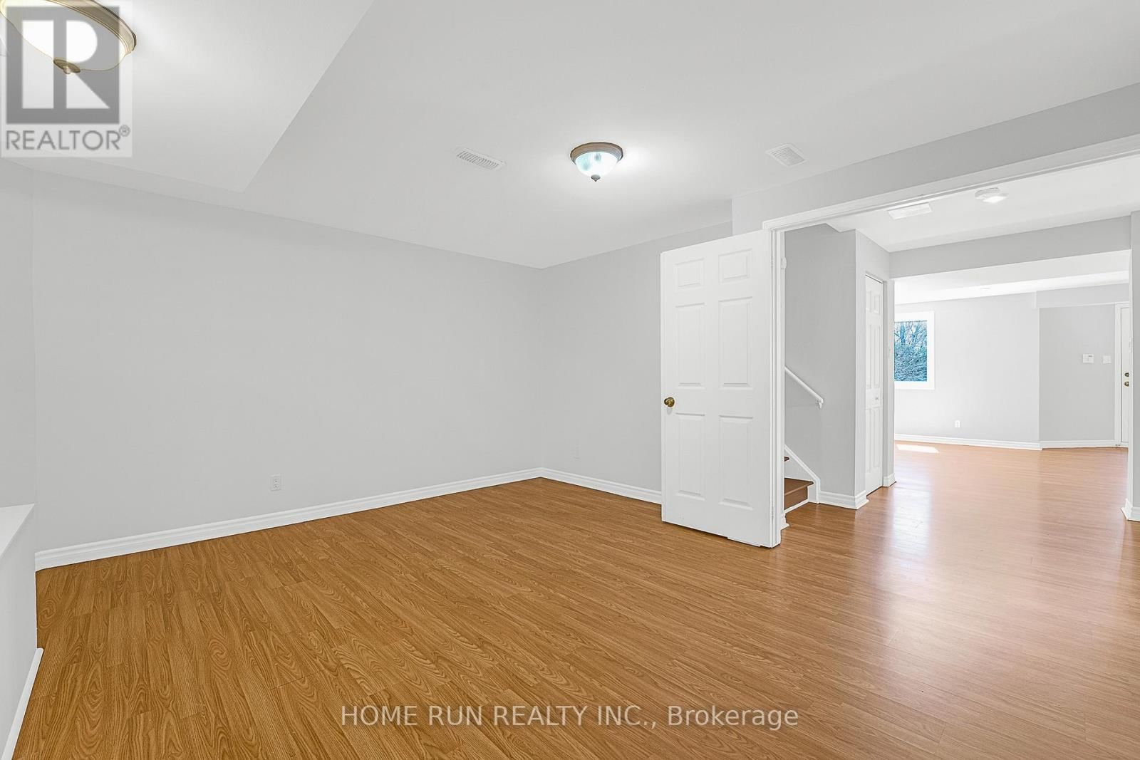 5 CHELTONIA WAY Image 41