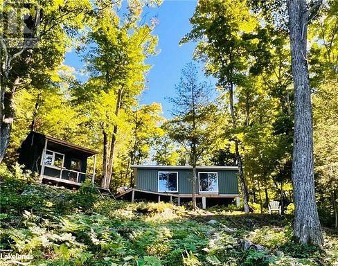 60 HAWKSVIEW LANE Image 15