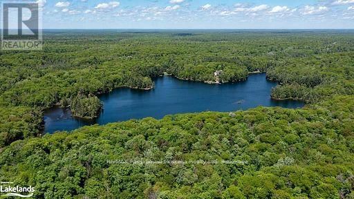 60 HAWKSVIEW LANE Image 25