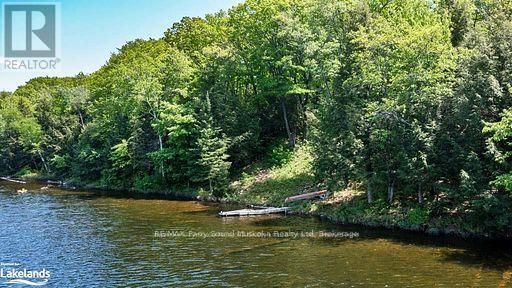 60 HAWKSVIEW LANE Image 33