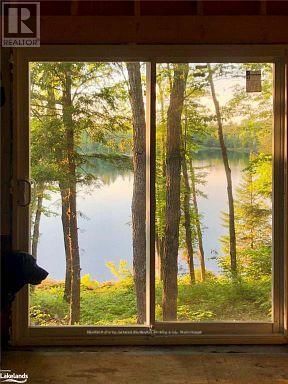 60 HAWKSVIEW LANE Image 9