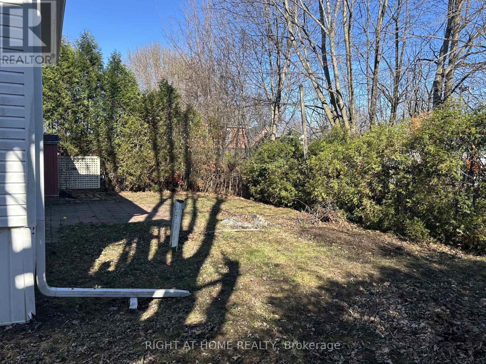 9 MAUD STREET Image 14