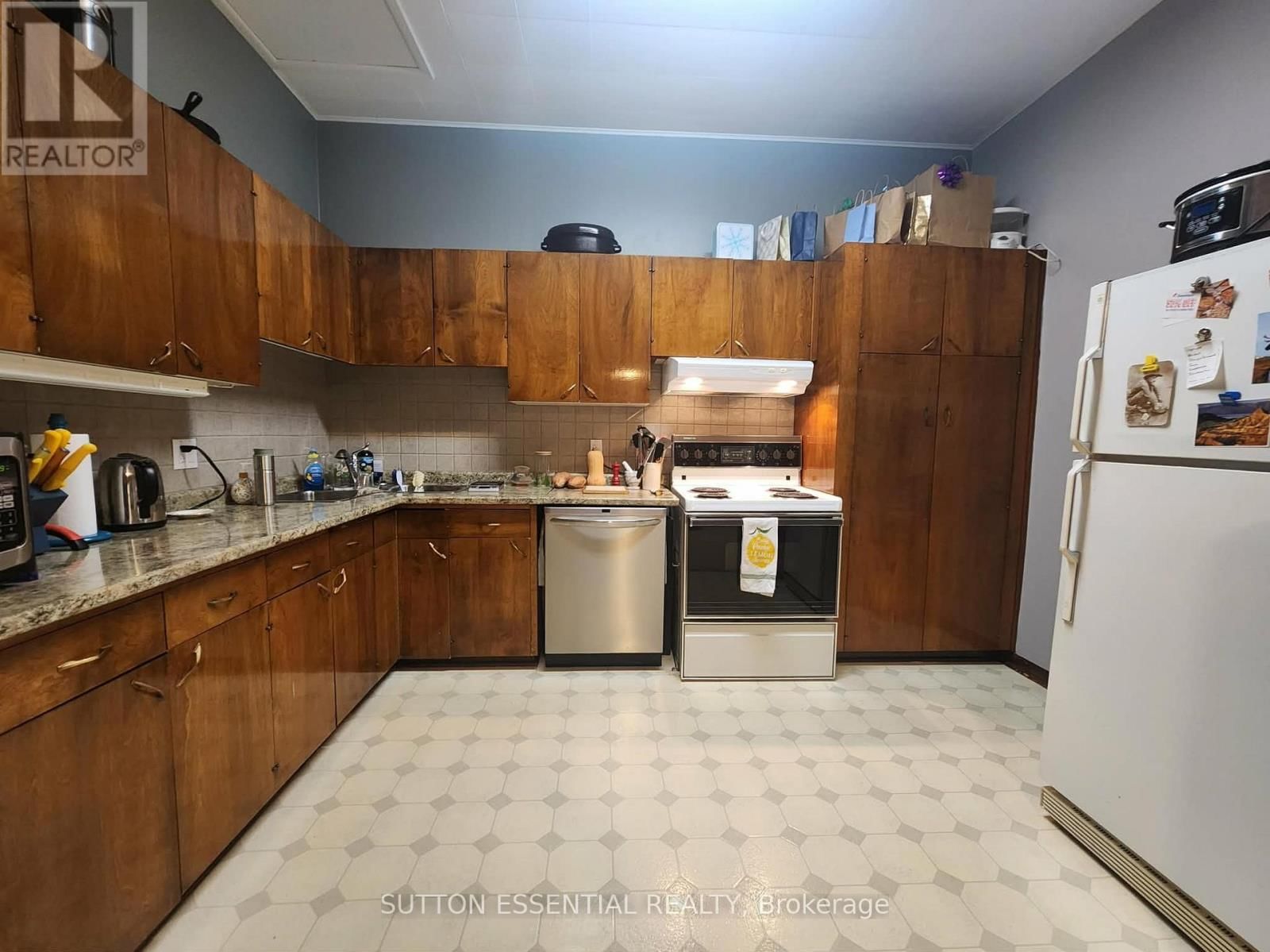 83-85 KING STREET WEST Image 23