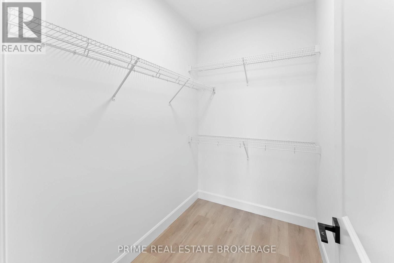 9 - 94 COASTAL CRESCENT Image 22