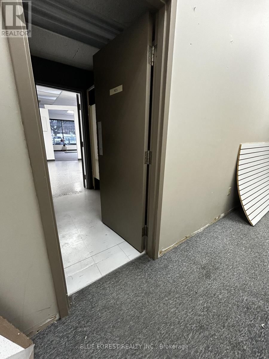 5 - 1329 FULLER STREET Image 8