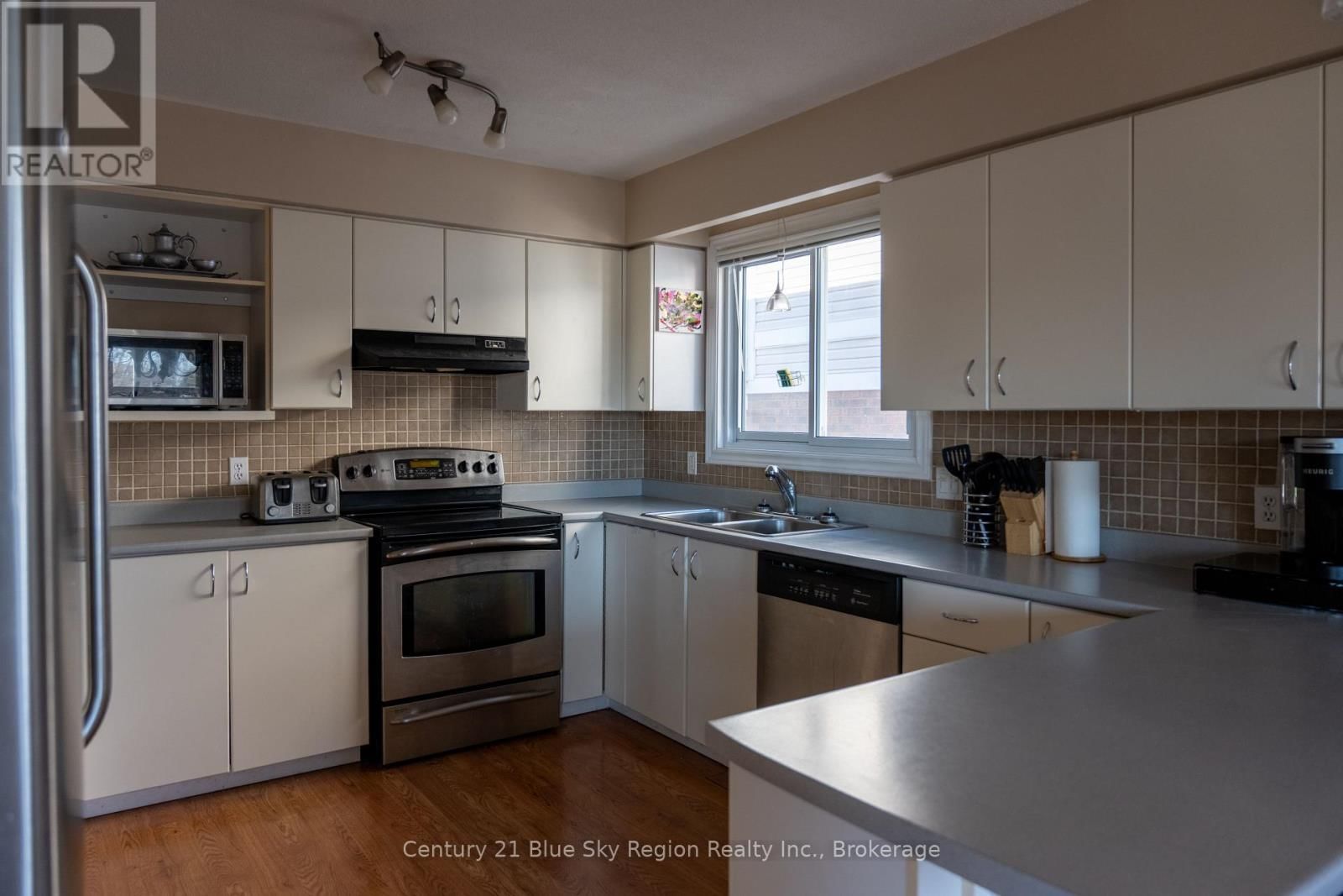 14 ROMEO COURT Image 12