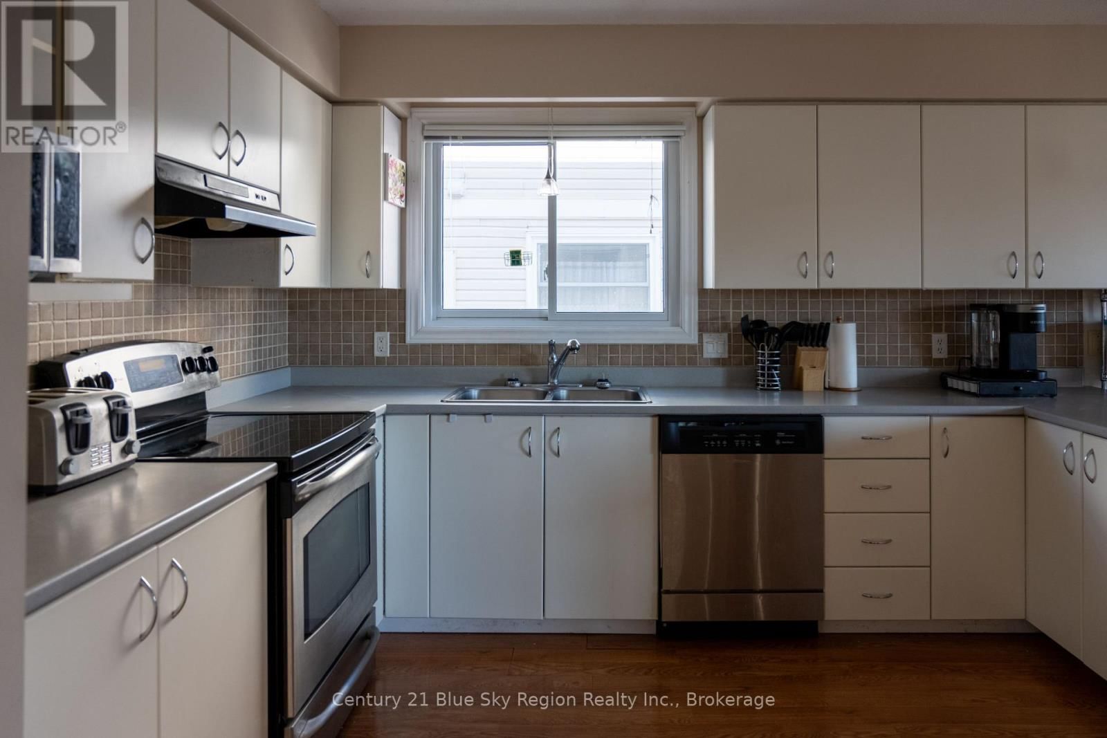 14 ROMEO COURT Image 13