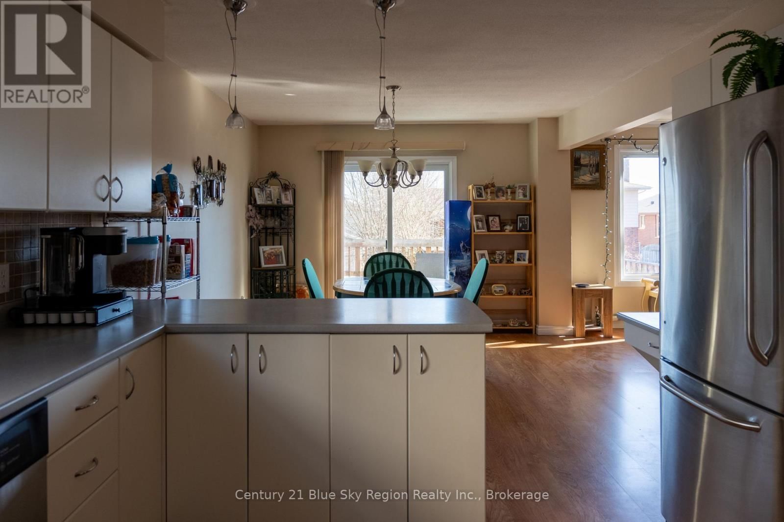 14 ROMEO COURT Image 15