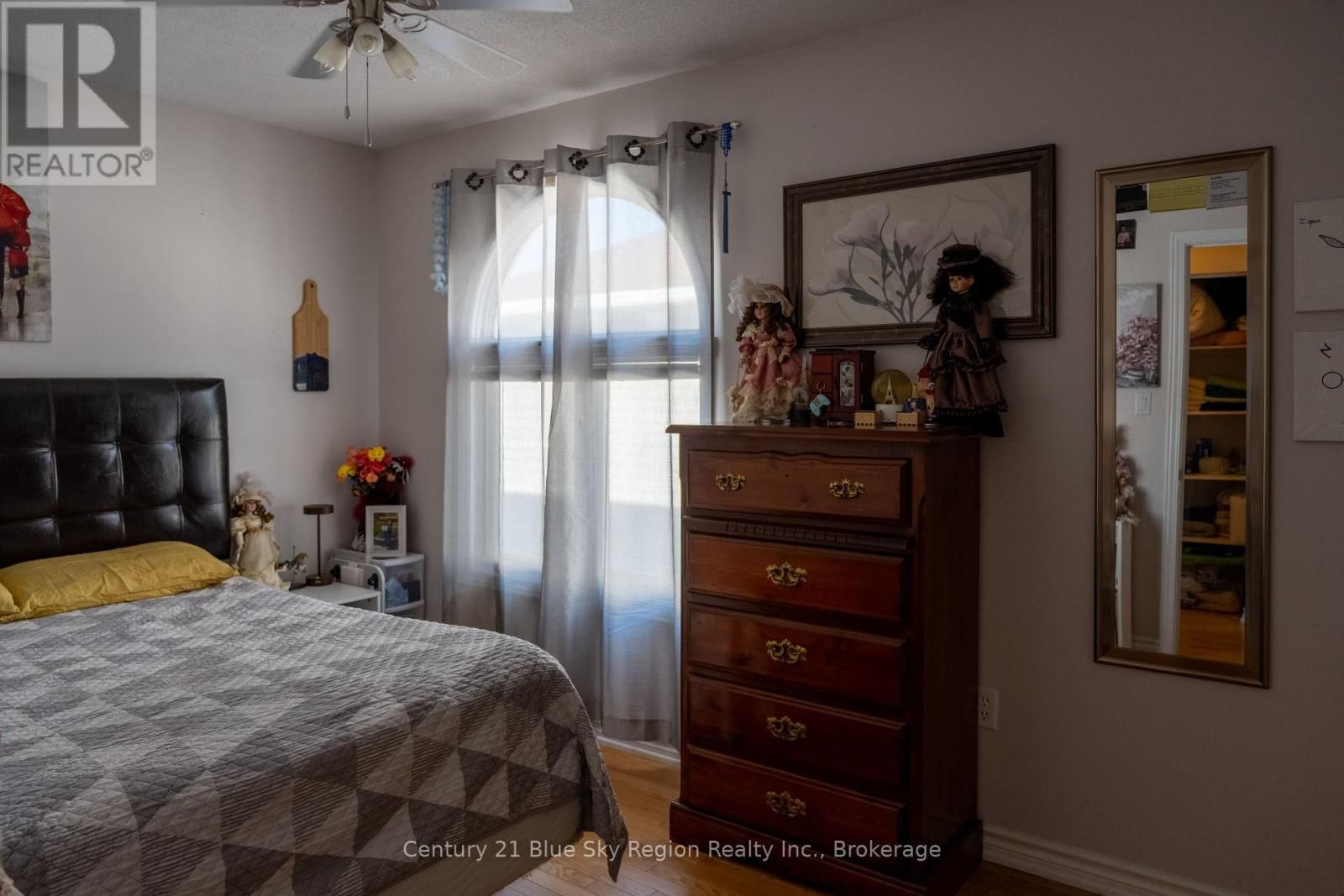 14 ROMEO COURT Image 29