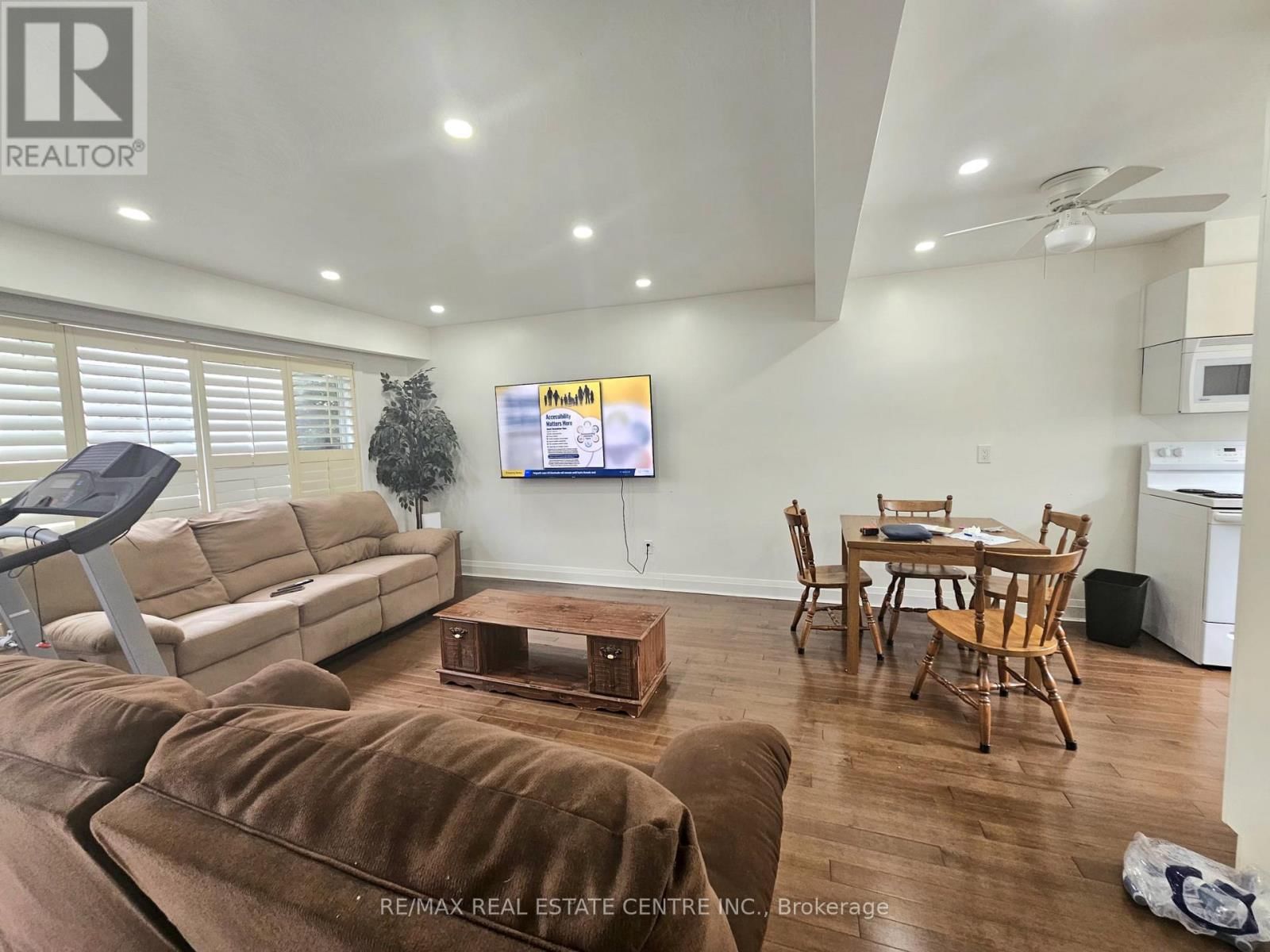 6 - 161 BERKINDALE DRIVE Image 18