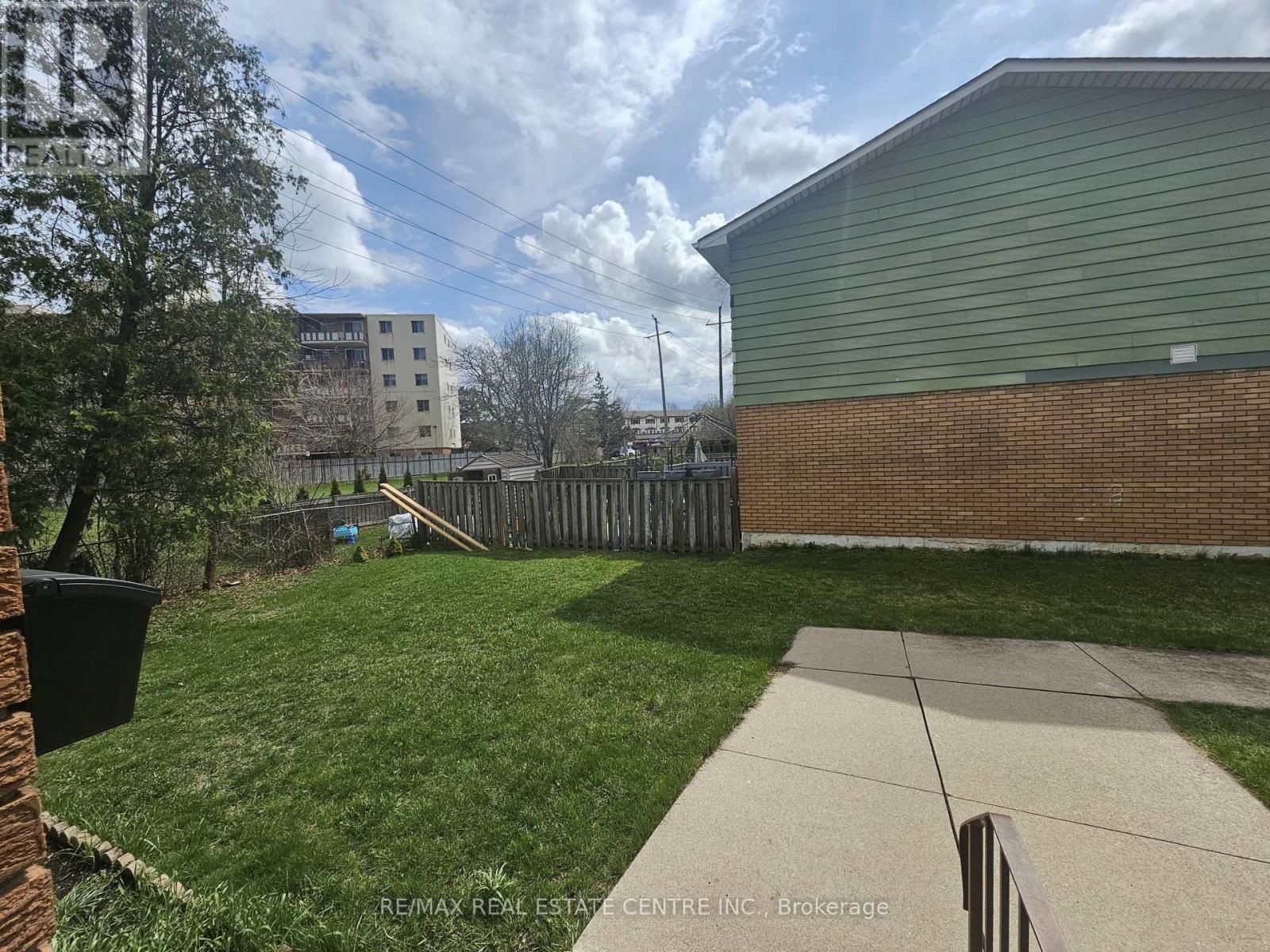 6 - 161 BERKINDALE DRIVE Image 21
