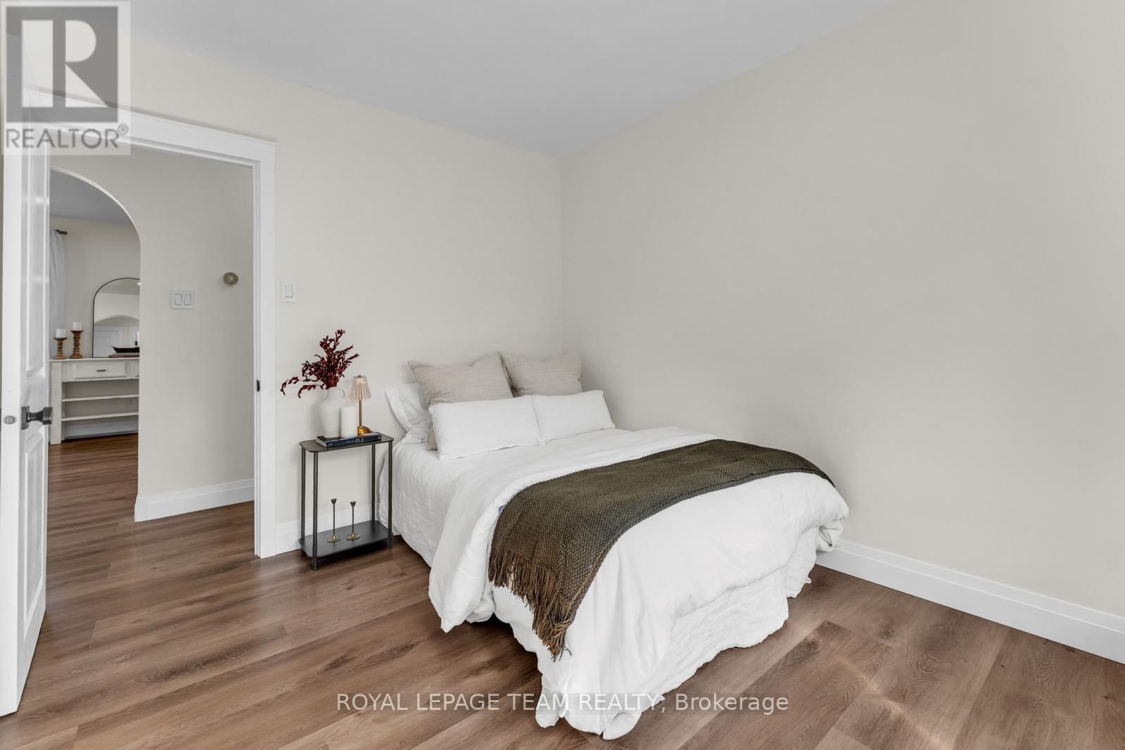 187 LAKEVIEW AVENUE Image 17