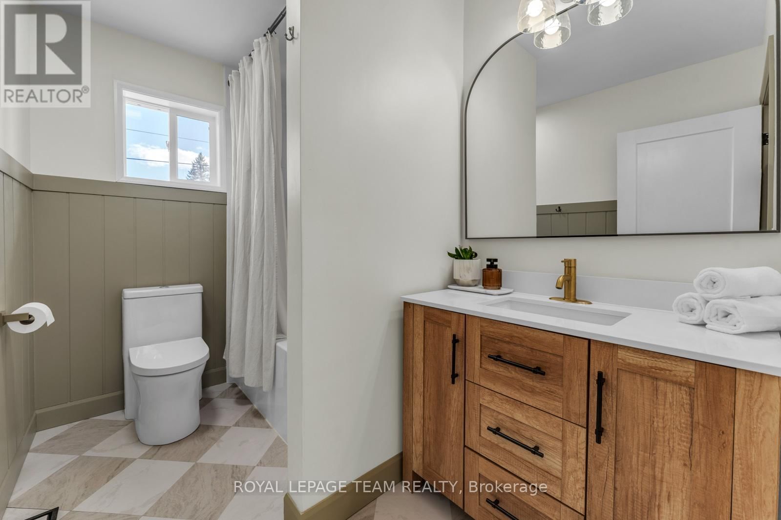 187 LAKEVIEW AVENUE Image 20