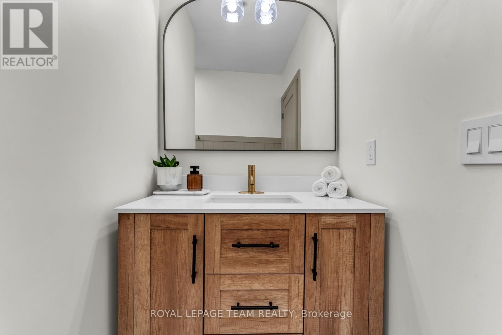 187 LAKEVIEW AVENUE Image 22