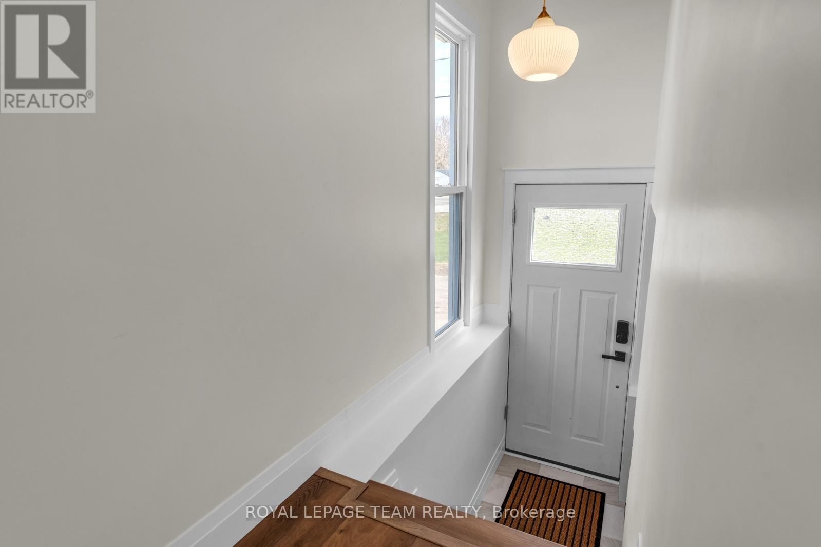 187 LAKEVIEW AVENUE Image 23