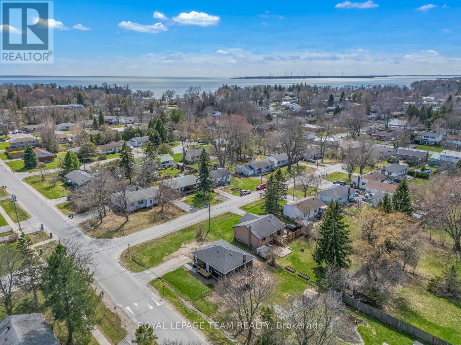 187 LAKEVIEW AVENUE Image 33