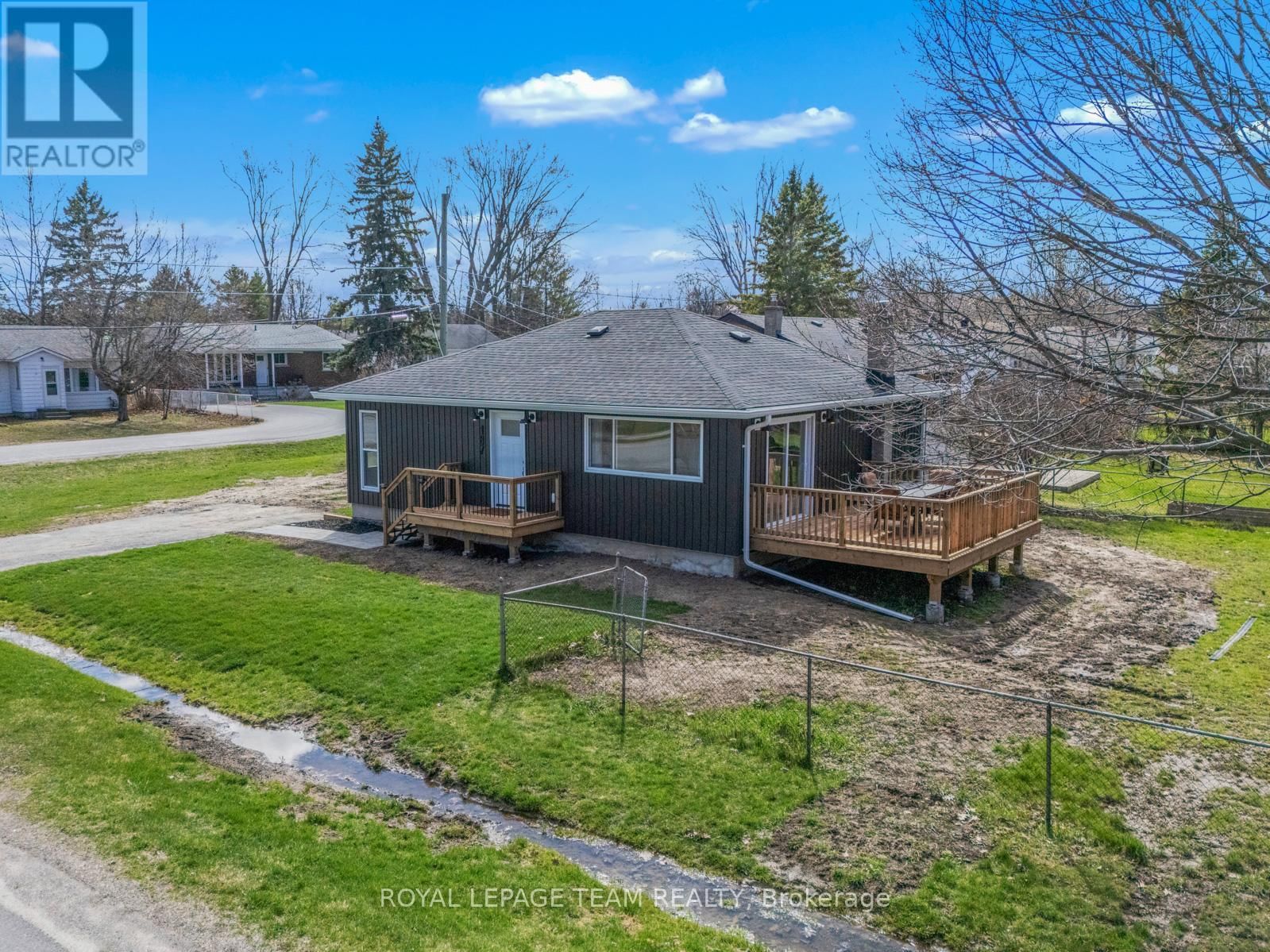 187 LAKEVIEW AVENUE Image 37