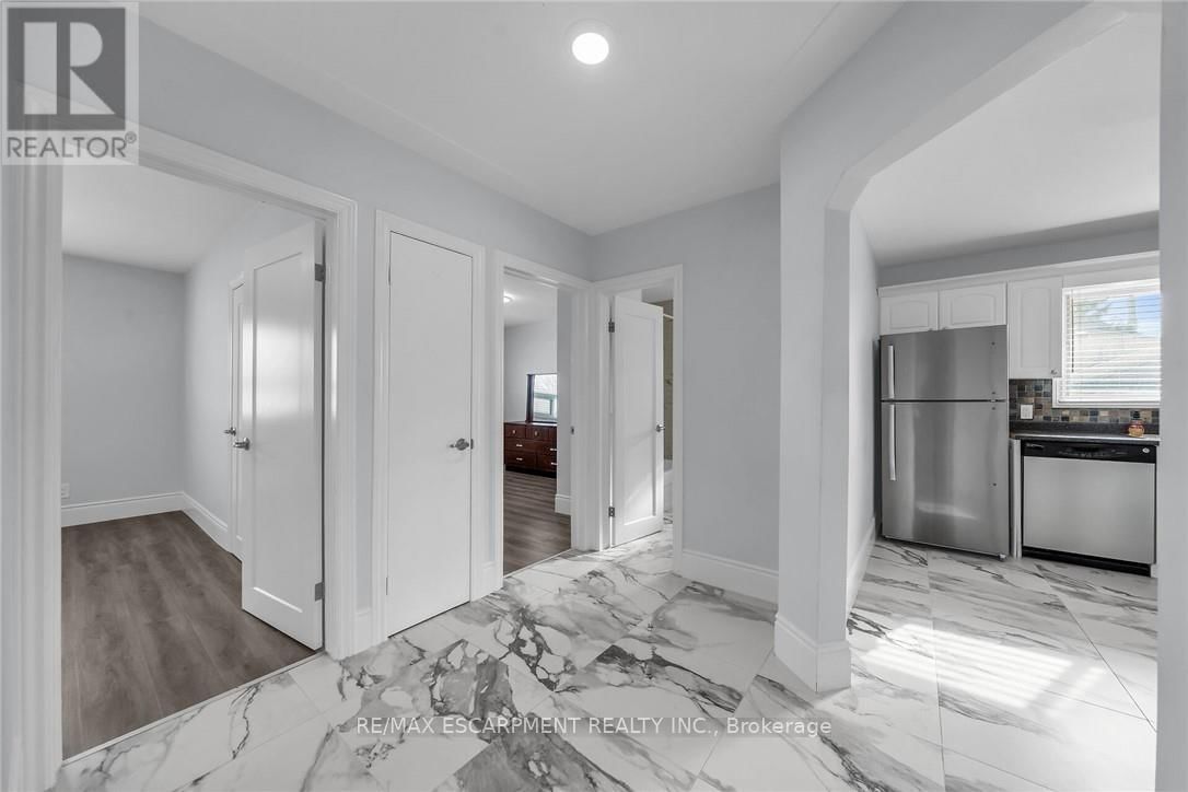 8 SHYNAL AVENUE Image 7