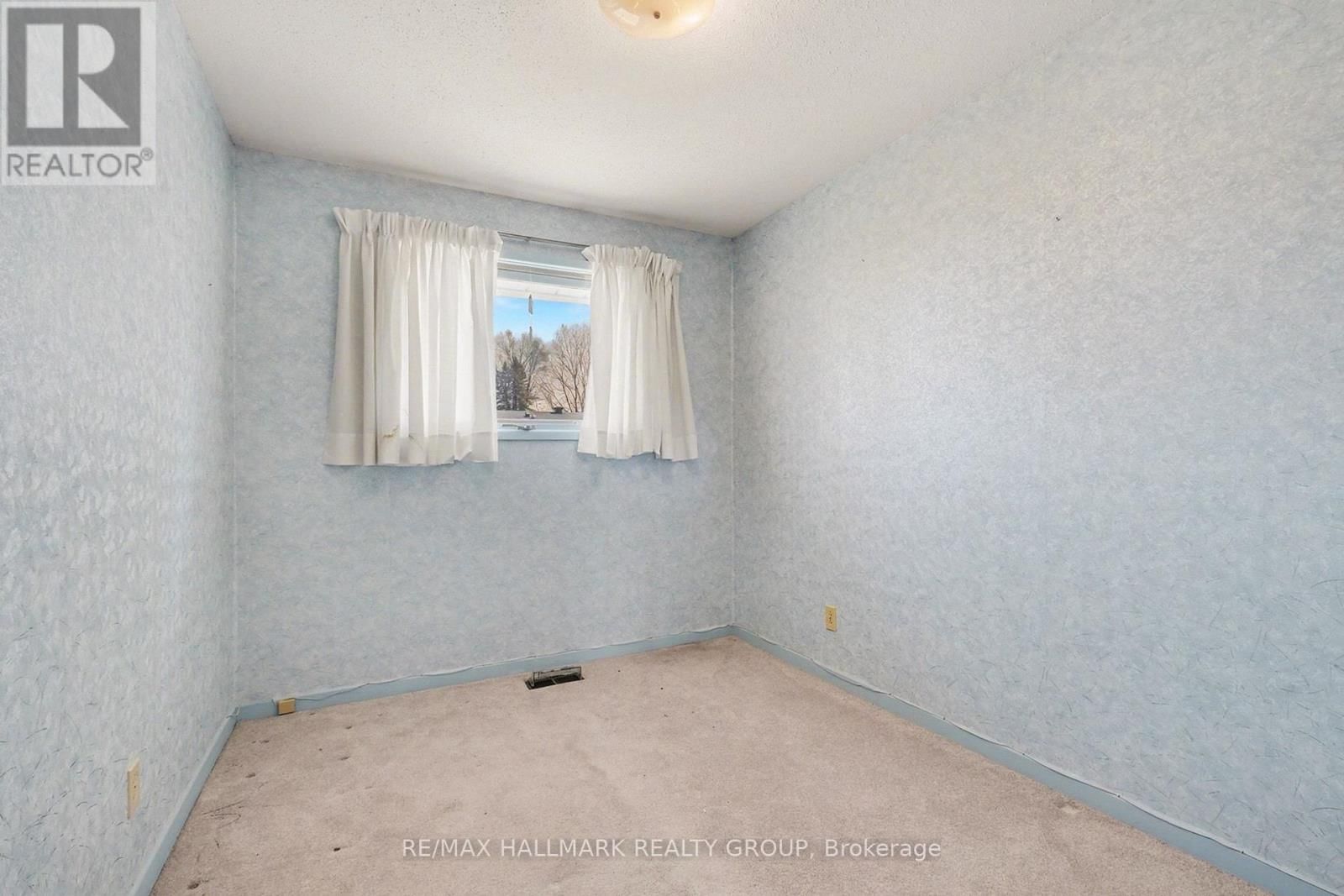 13 BEAUMARIS DRIVE Image 17