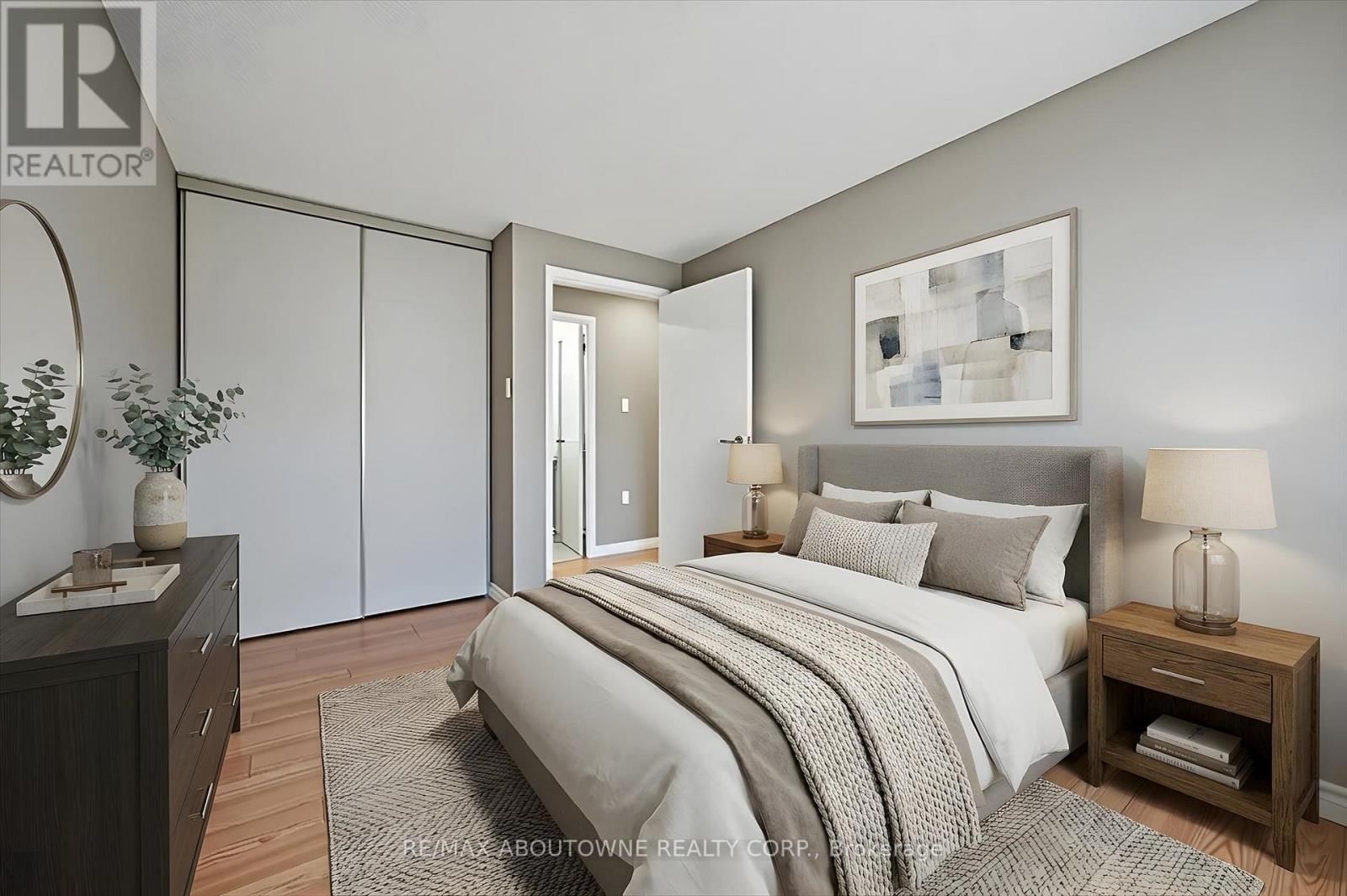 25 - 365 PIONEER DRIVE Image 17