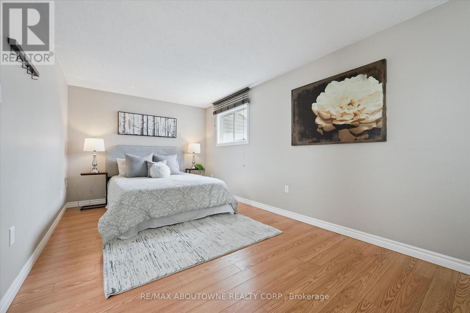 25 - 365 PIONEER DRIVE Image 21