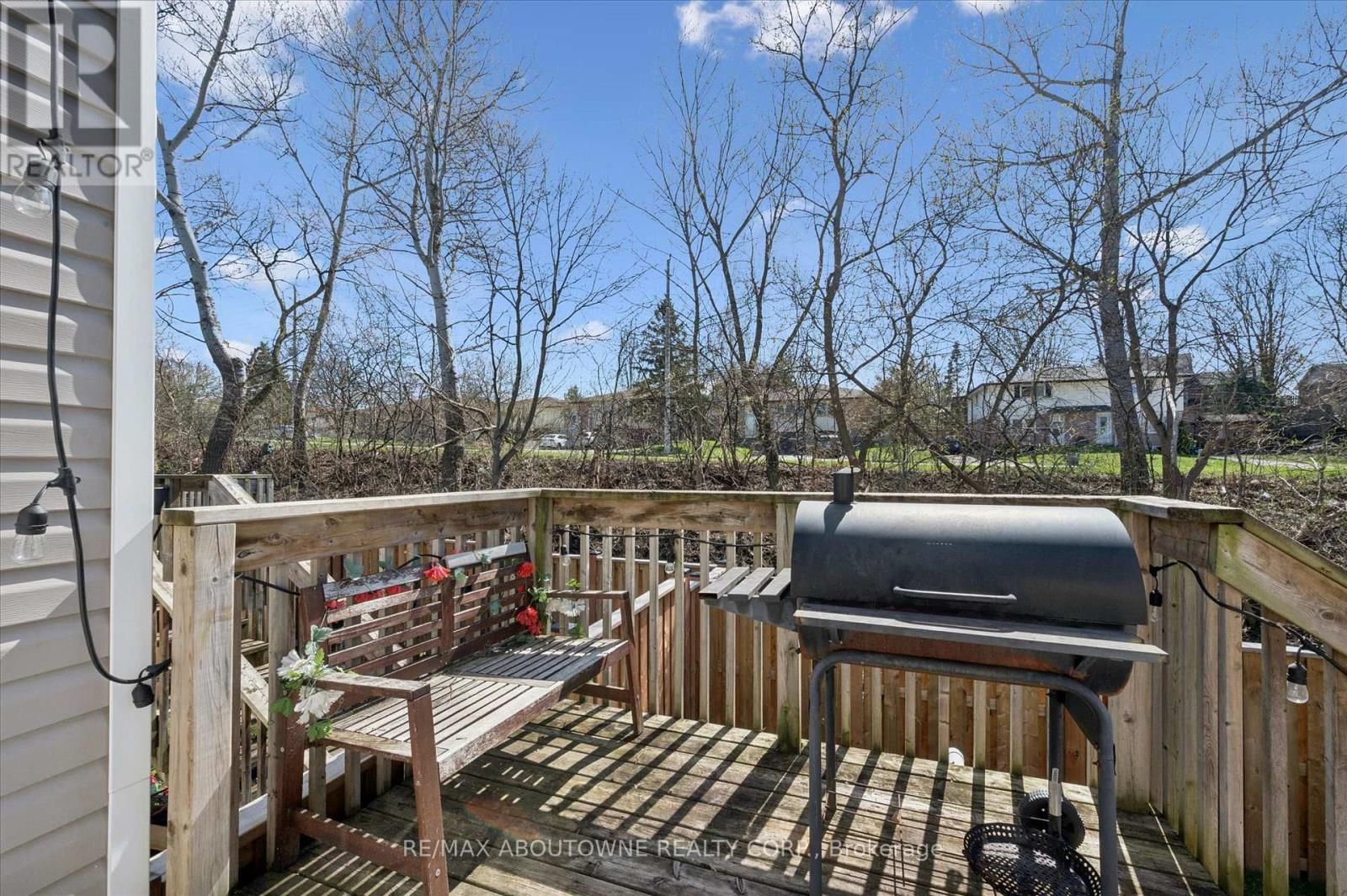 25 - 365 PIONEER DRIVE Image 28