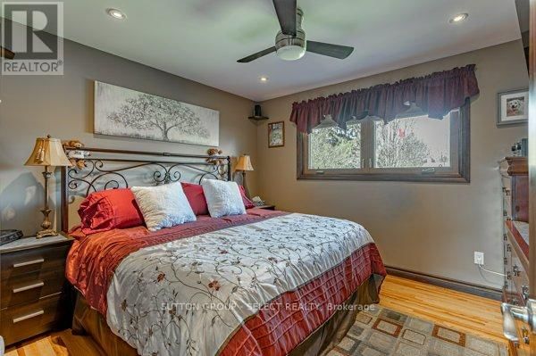 1054 CHIPPEWA DRIVE Image 17