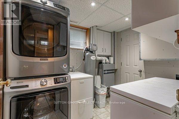 1054 CHIPPEWA DRIVE Image 22