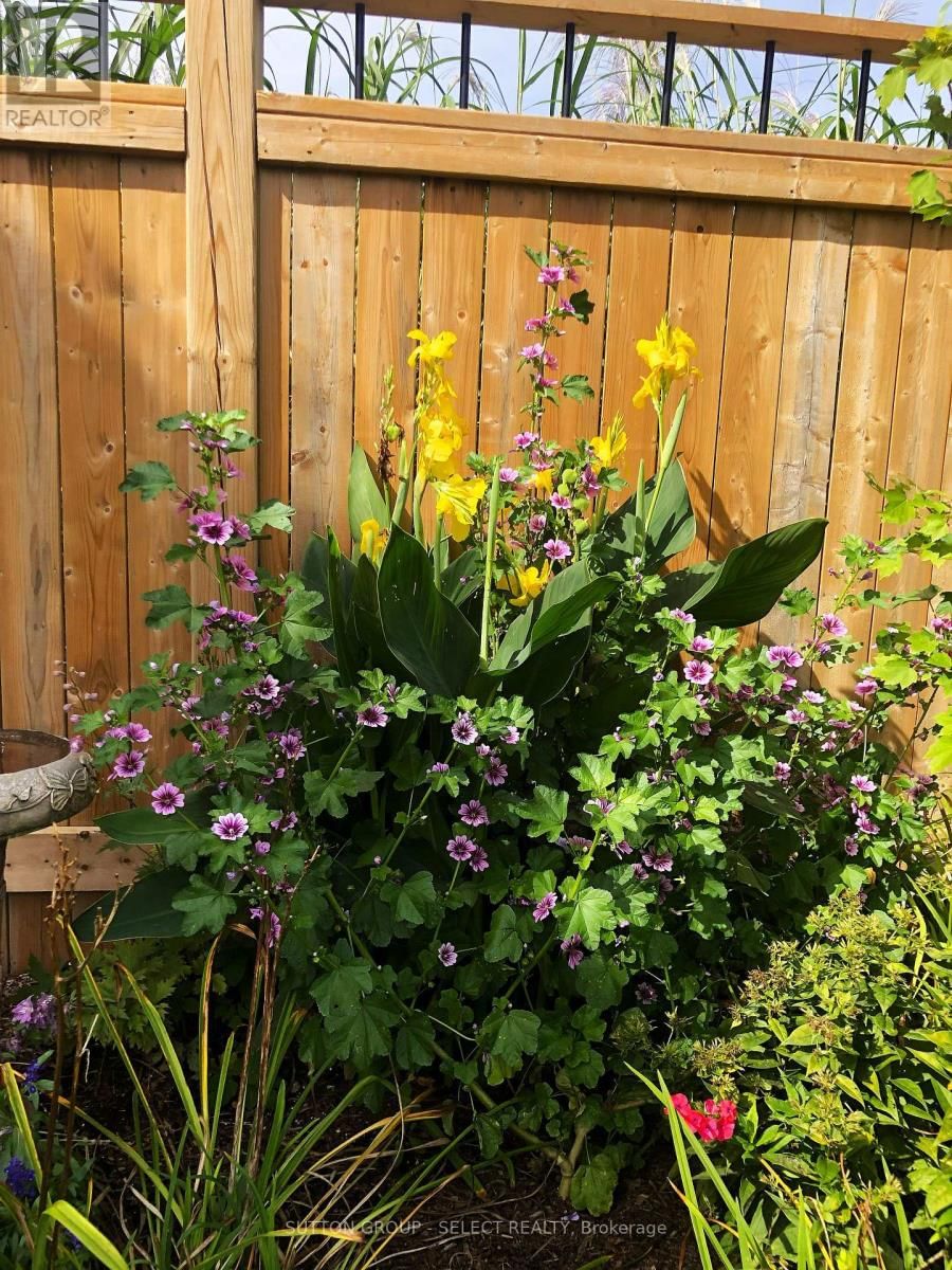 1054 CHIPPEWA DRIVE Image 35