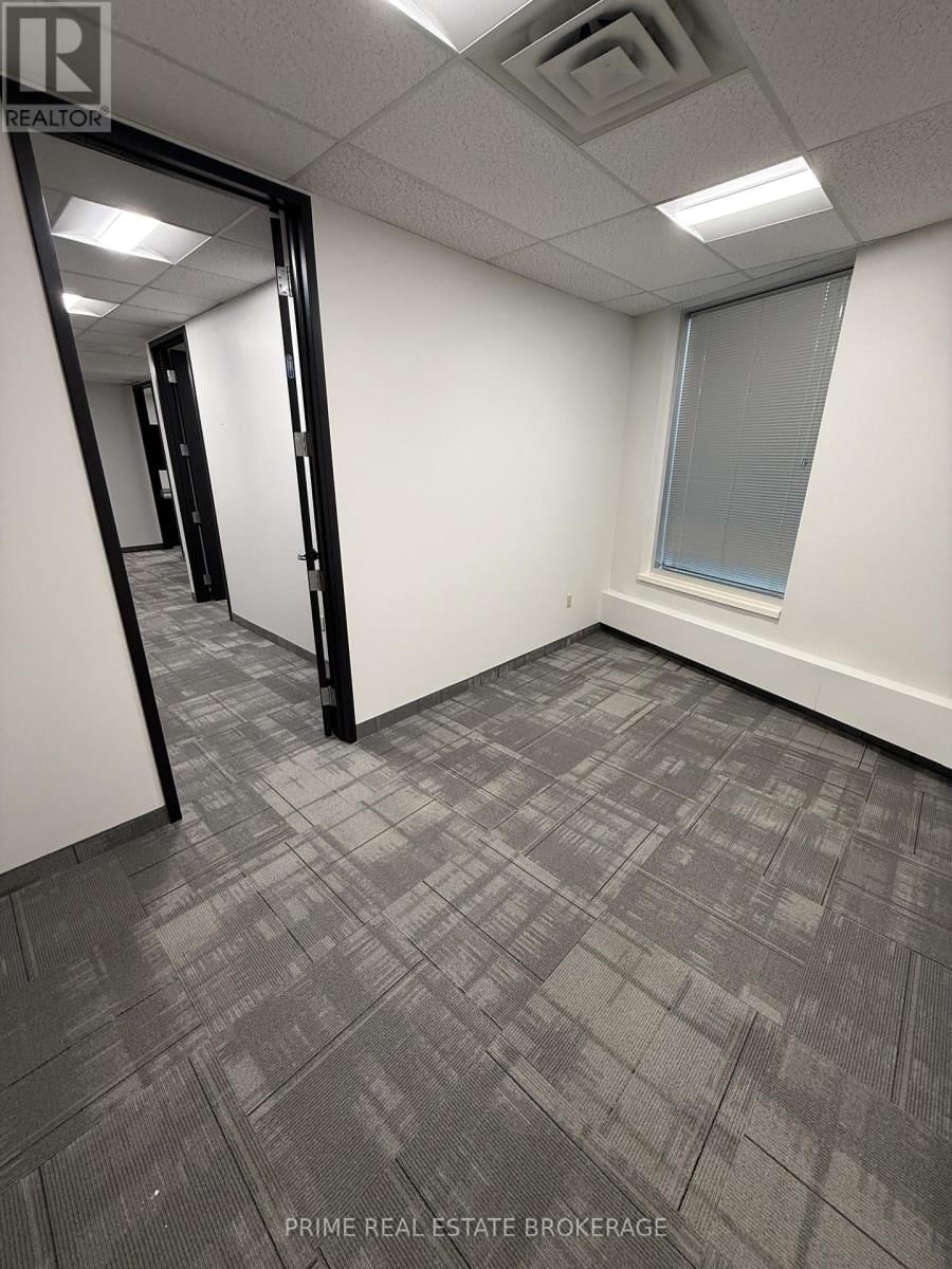 100 - 256 PALL MALL STREET Image 7