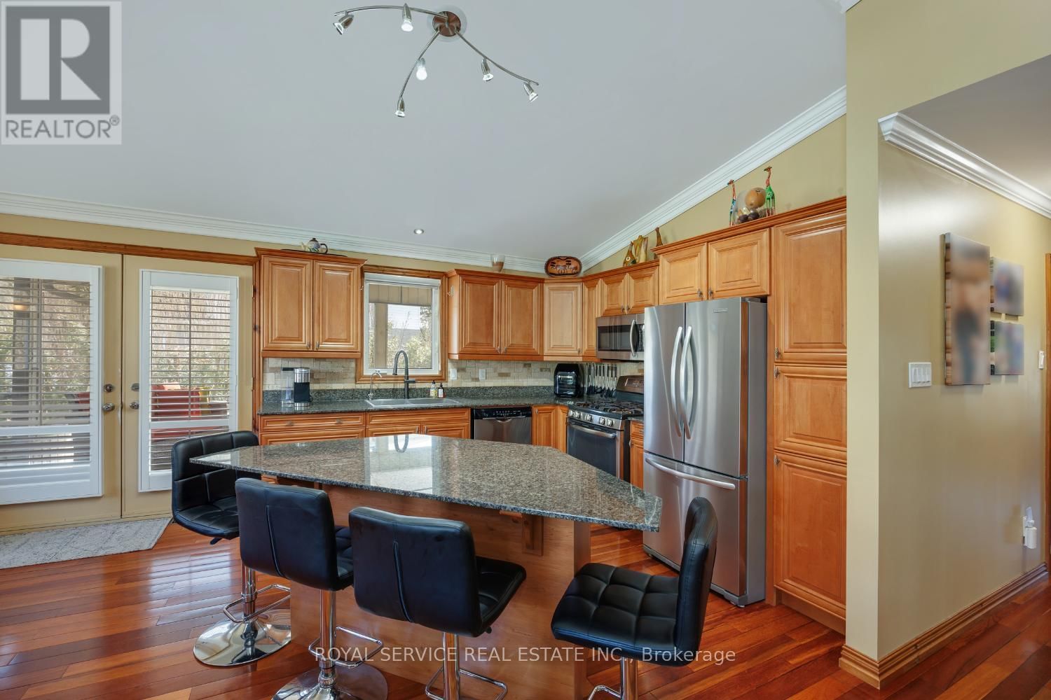 821 KIMBERLY DRIVE Image 12