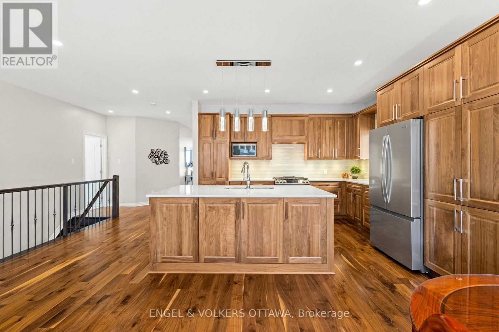 865 TEWIN CIRCLE Image 12