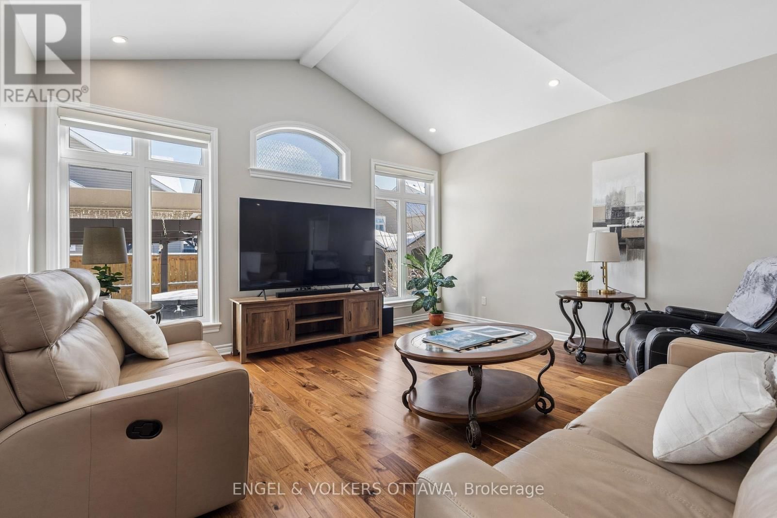 865 TEWIN CIRCLE Image 14