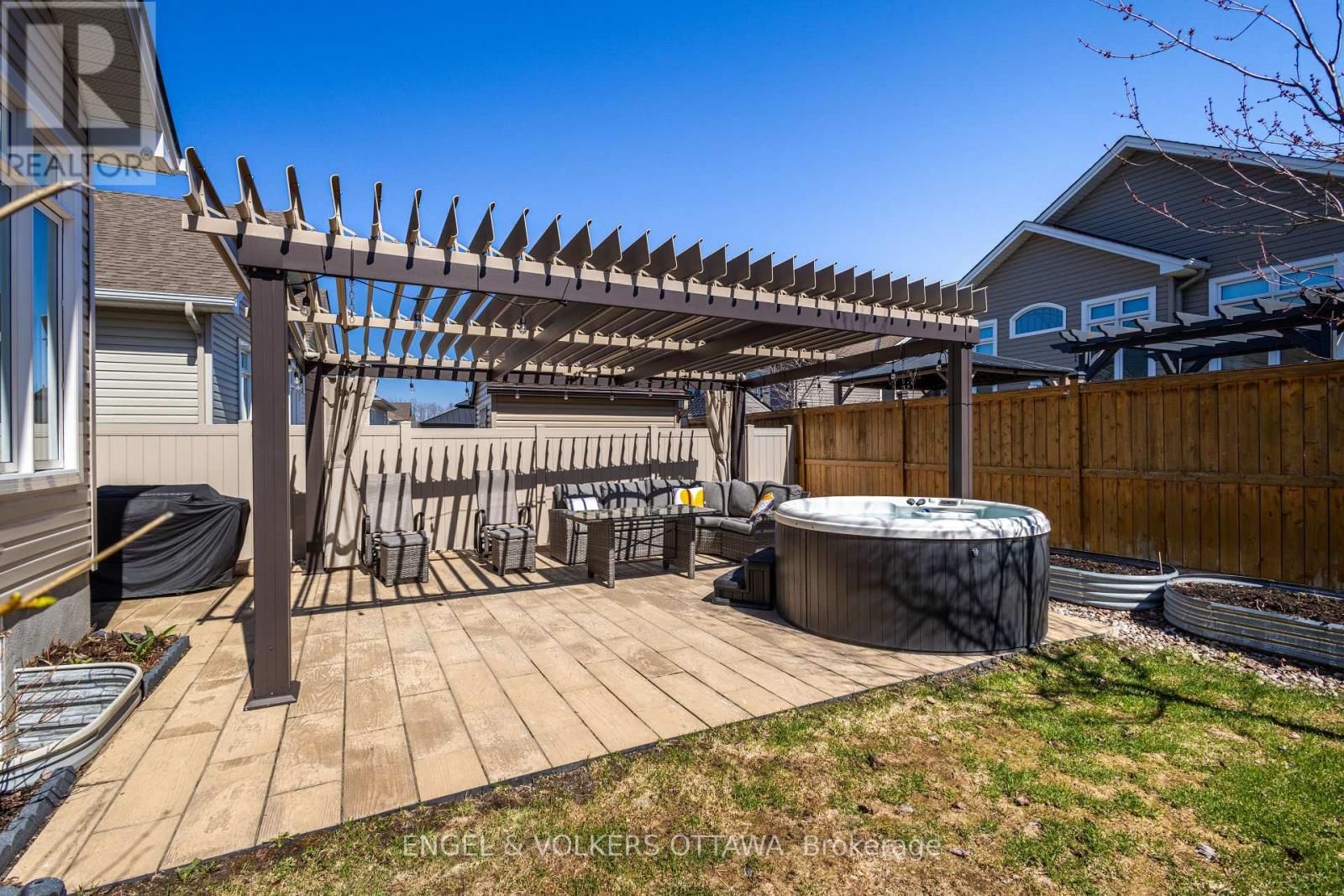 865 TEWIN CIRCLE Image 40