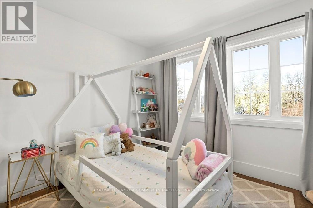 128 CANADA STREET Image 33