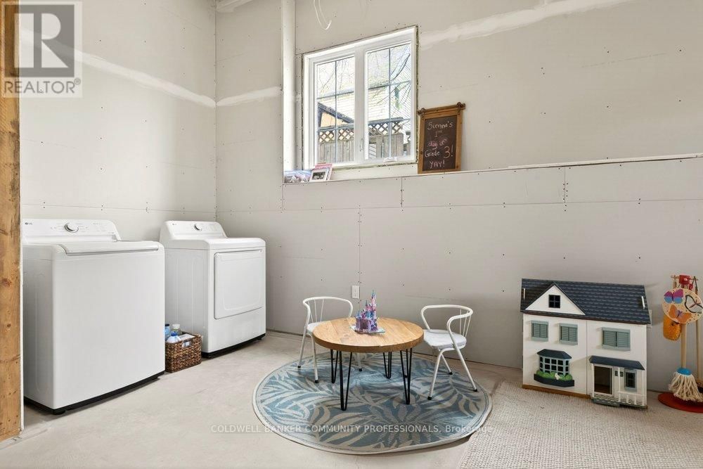 128 CANADA STREET Image 36