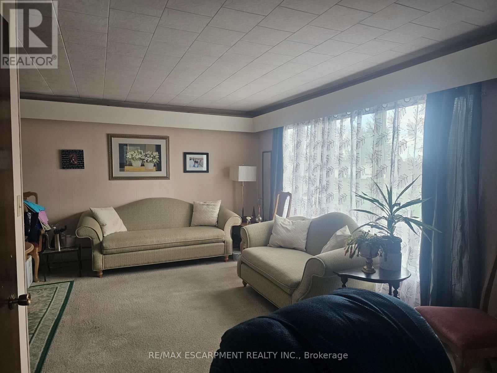 2340 WILSON STREET WEST Image 11