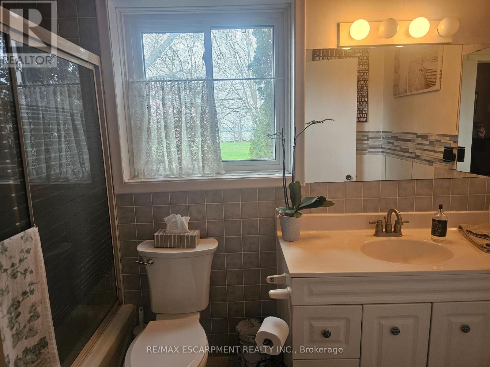 2340 WILSON STREET WEST Image 14