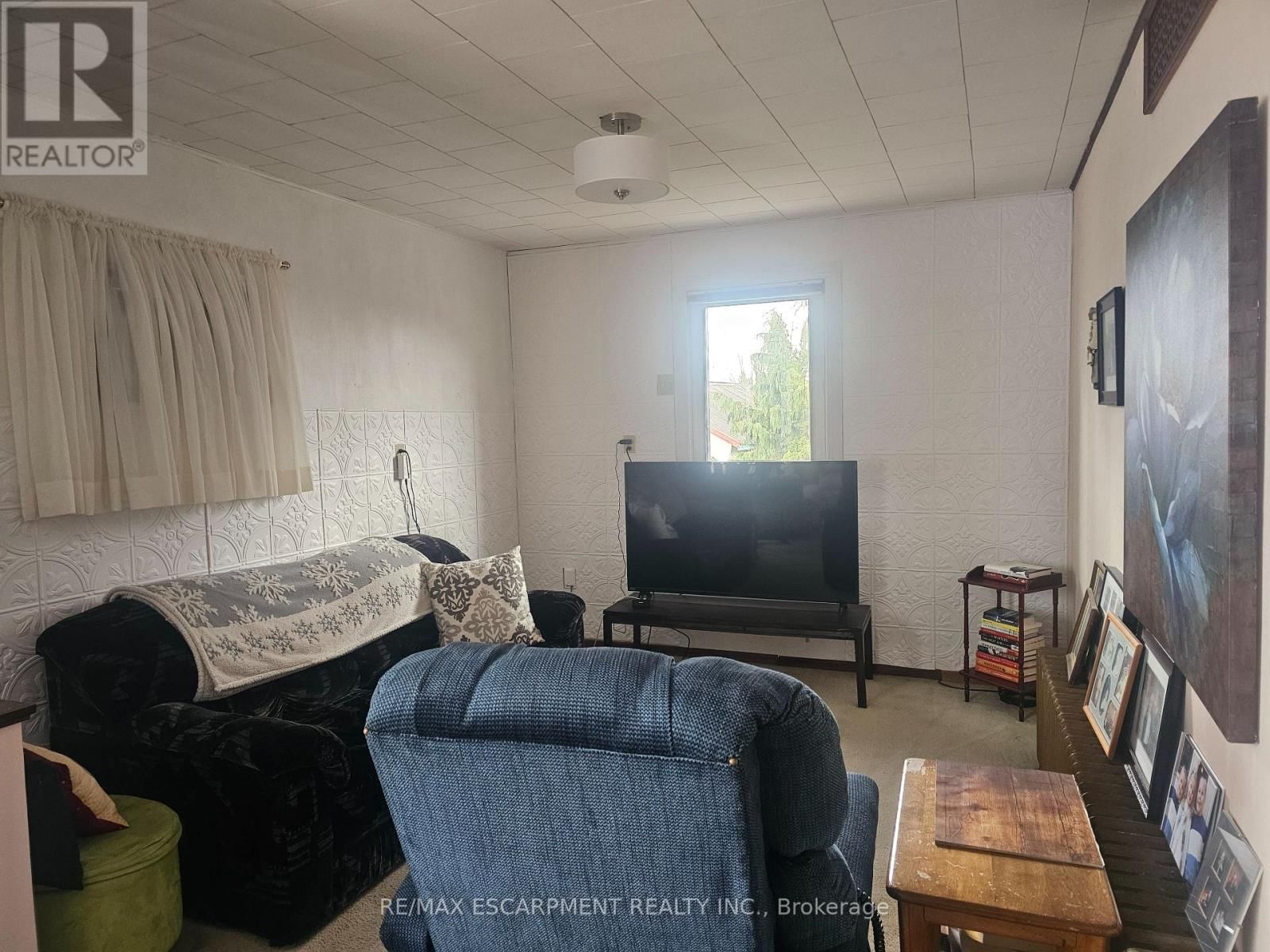 2340 WILSON STREET WEST Image 16