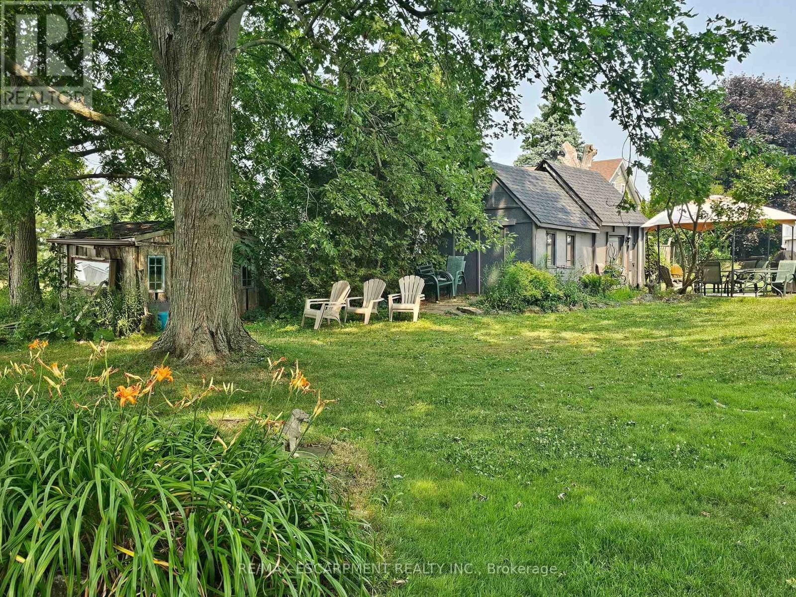 2340 WILSON STREET WEST Image 33