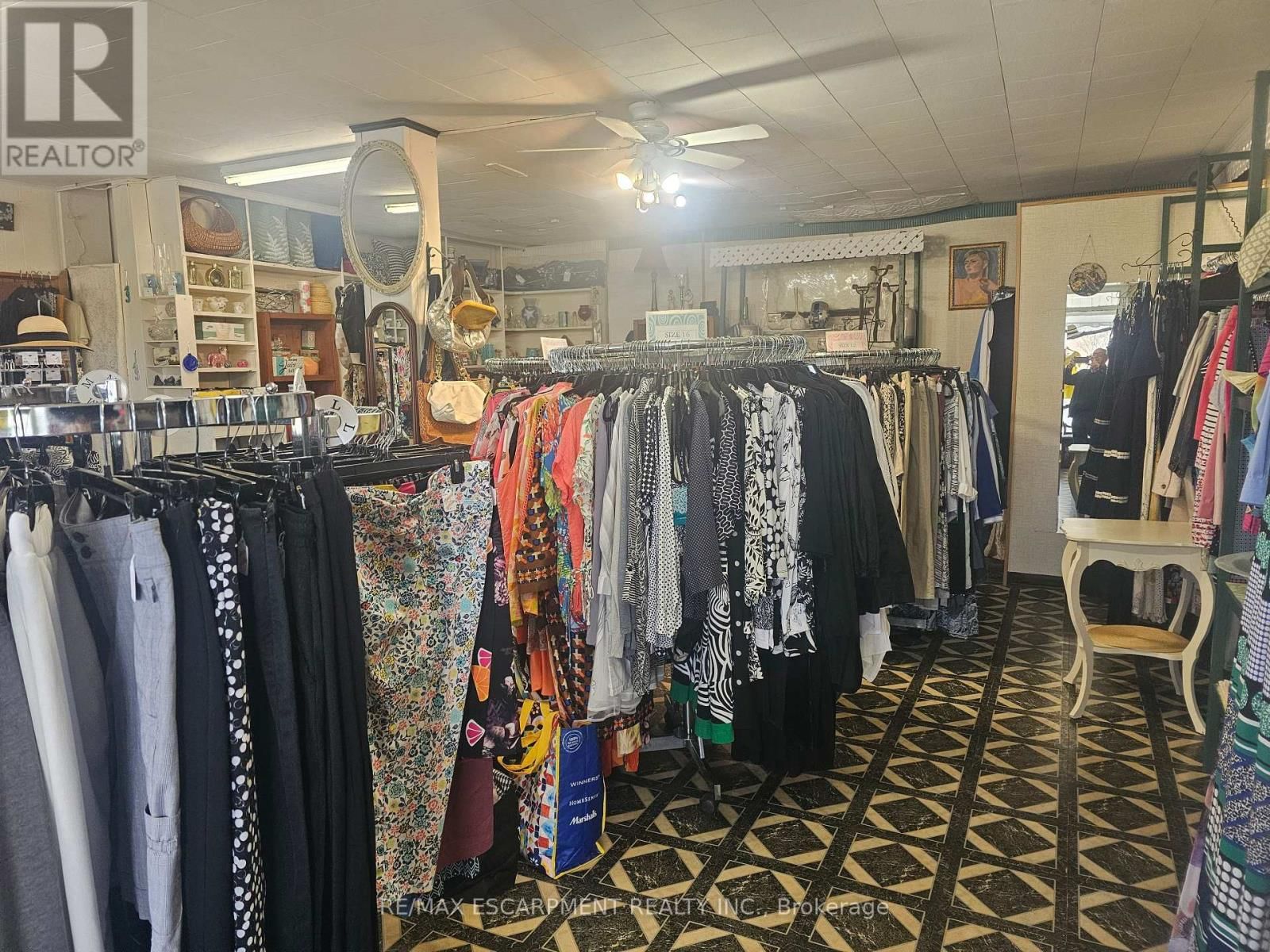 2340 WILSON STREET WEST Image 9