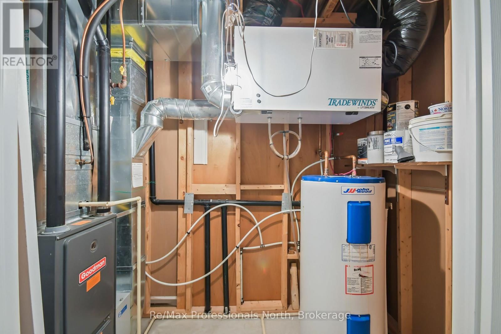 151 PINE STREET Image 27