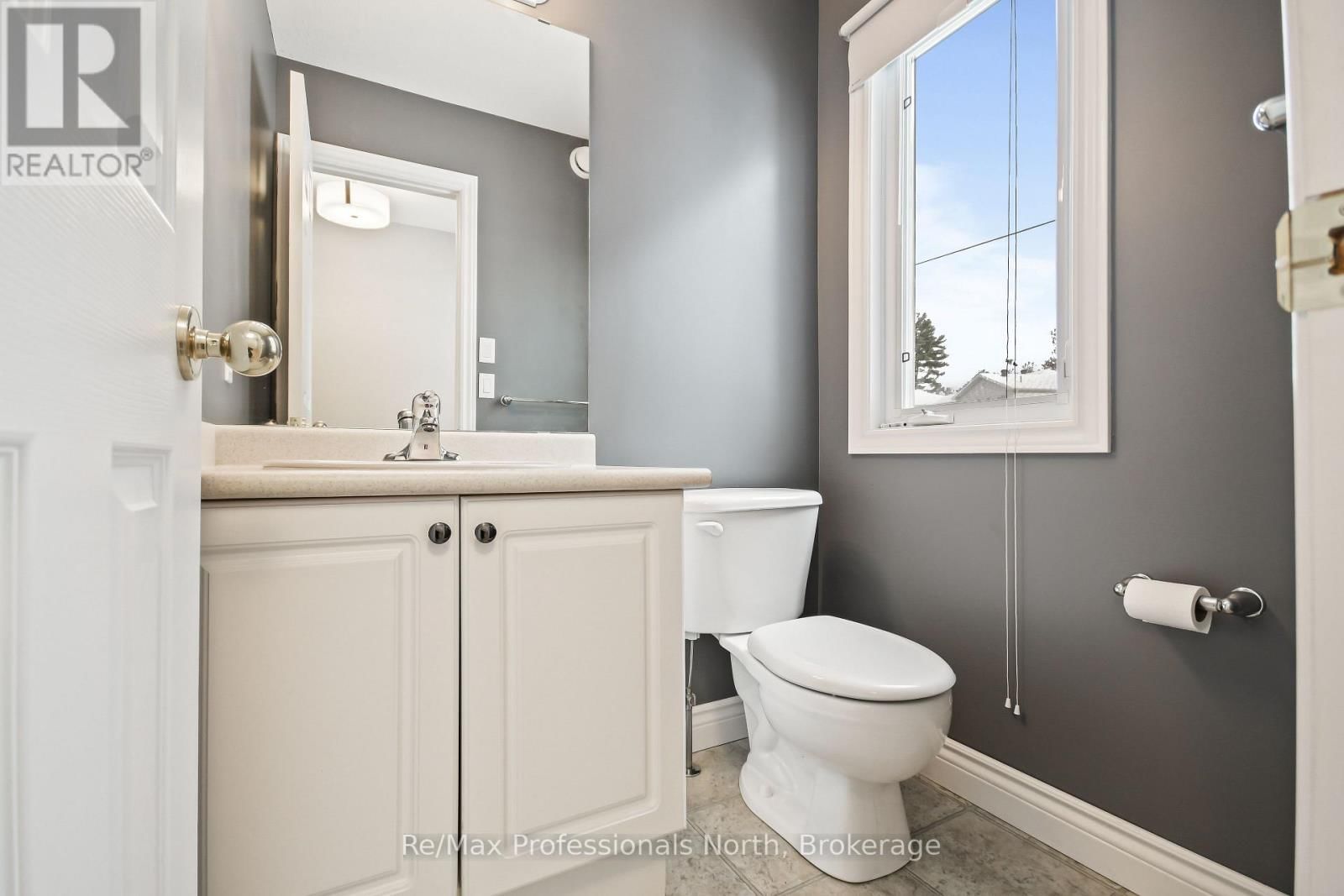 151 PINE STREET Image 4