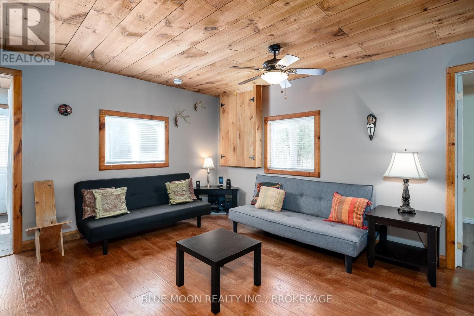 500 CLEAR LAKE LANE 31A Image 10